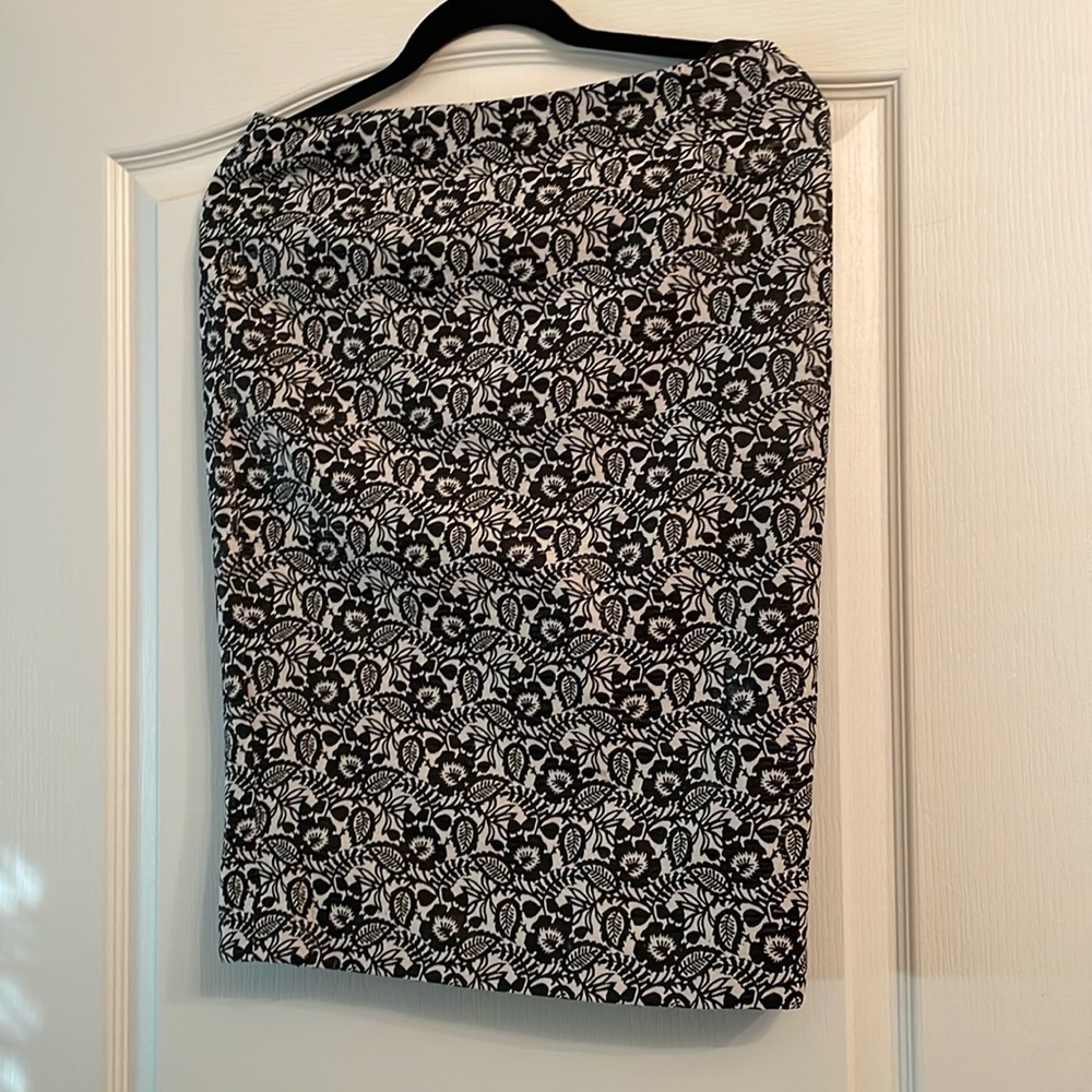 Doncaster Collection Black & White Skirt